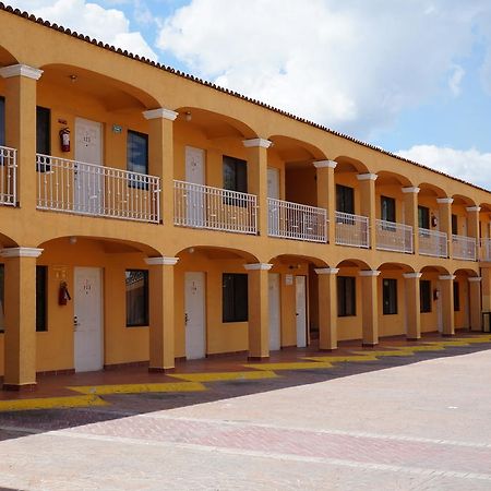Maria Luisa Inn & Suites Juarez  Luaran gambar