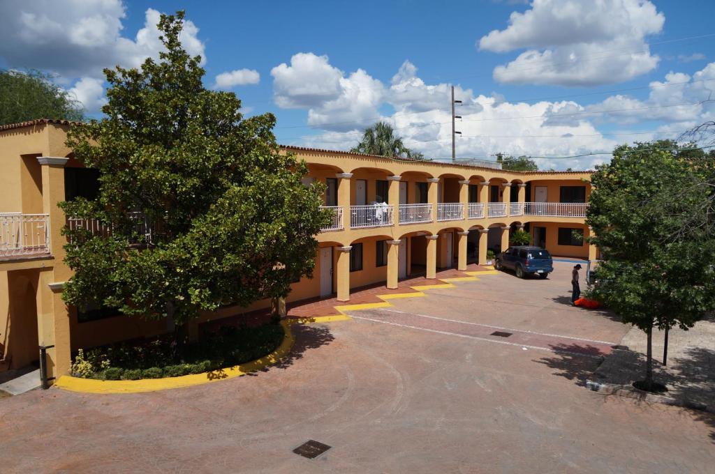 Maria Luisa Inn & Suites Juarez  Luaran gambar
