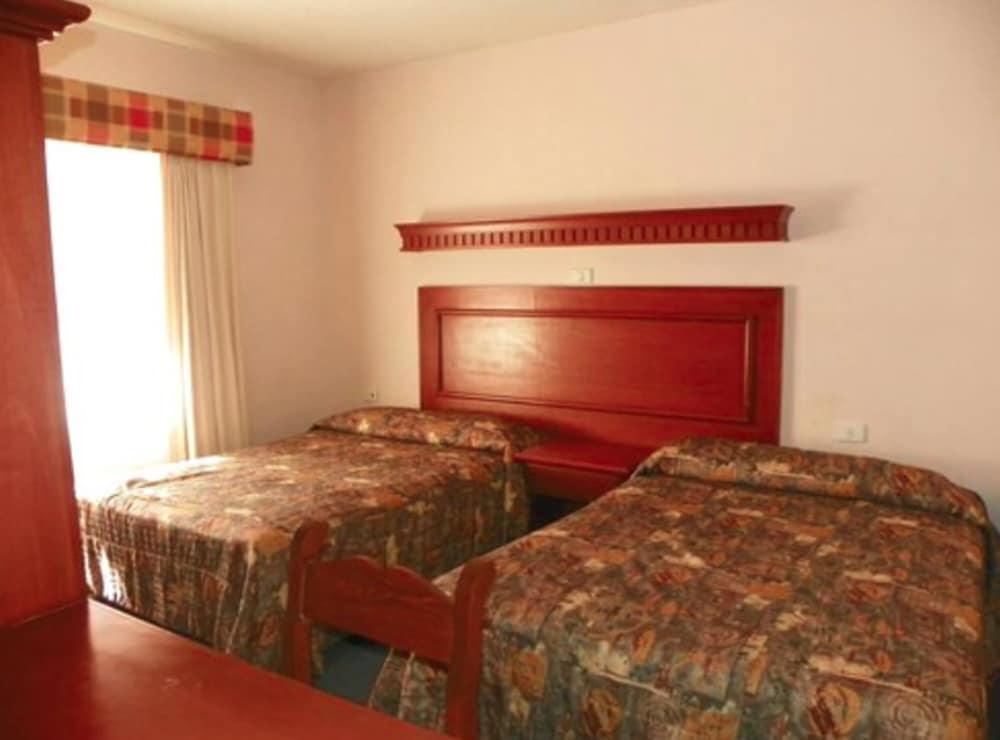 Maria Luisa Inn & Suites Juarez  Luaran gambar